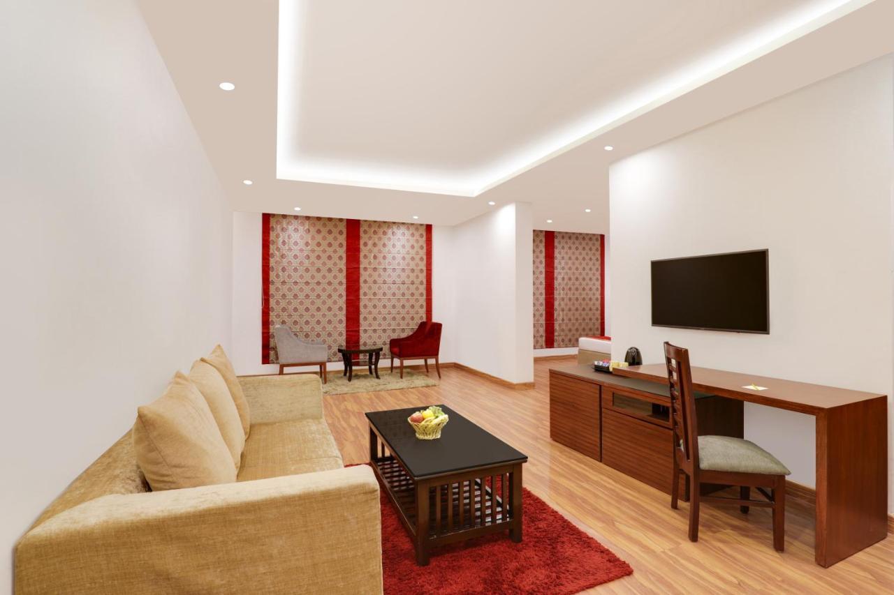 Span Inn Suites Manali Baragran Bagian luar foto